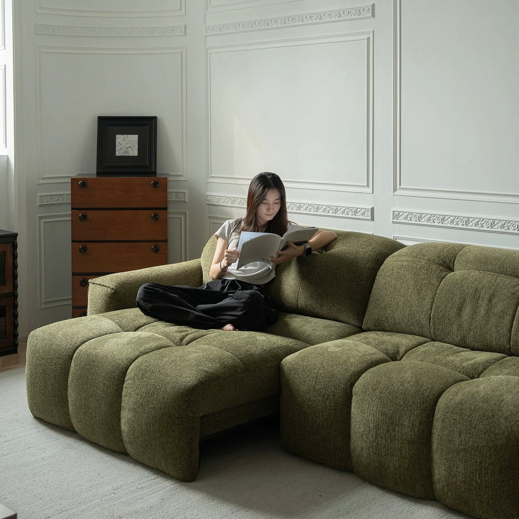 Nara Extendable Sofa